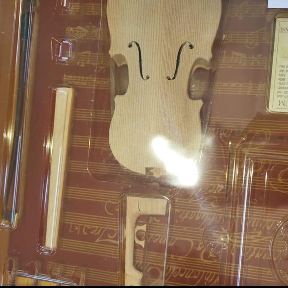 Cello wood kit miniature doll size realistic instrument - Picture 2 of 7